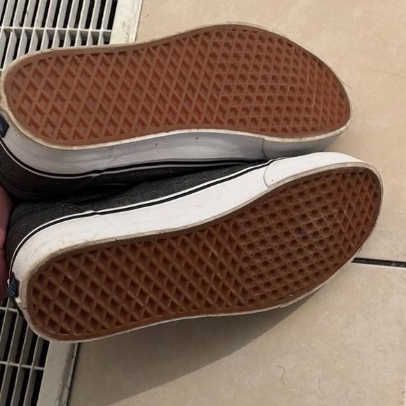 Vans Black Low-Top Canvas Skate Sneakers - Picture 6 of 7